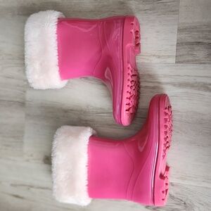Carter's Fuzzy Pink Rainboots